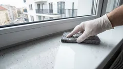 傷のないきれいな窓枠：あまり知られていない簡単な方法